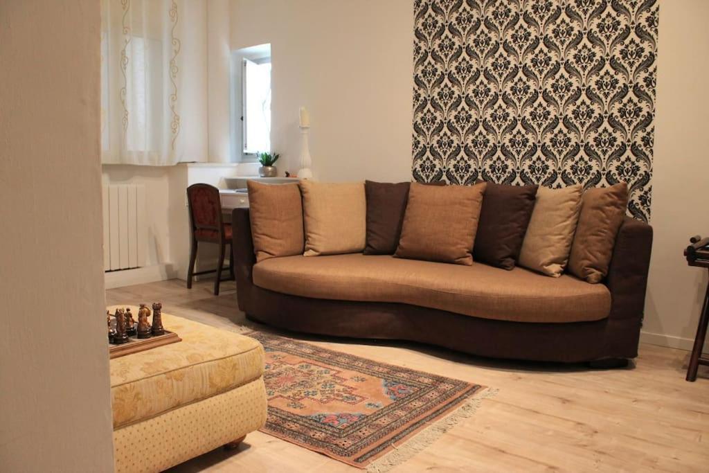 Domus Claudia - Casa Vacanze Сиракузы Экстерьер фото